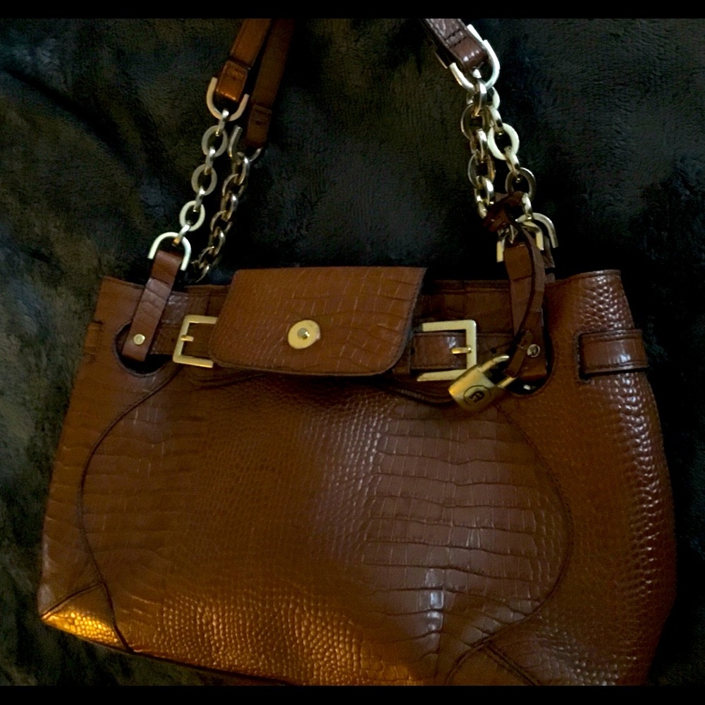 Leather bag